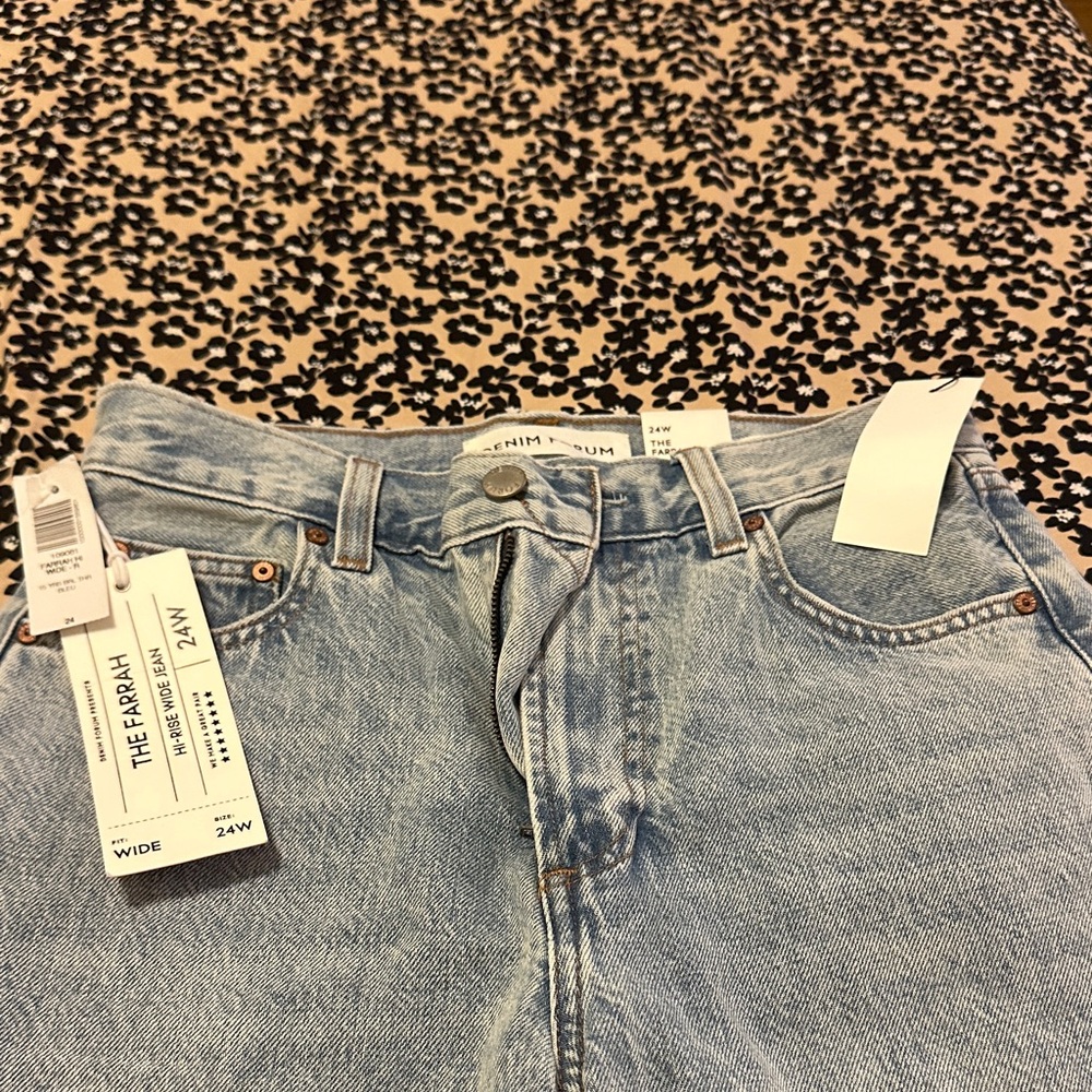 Brand new Aritzia jeans